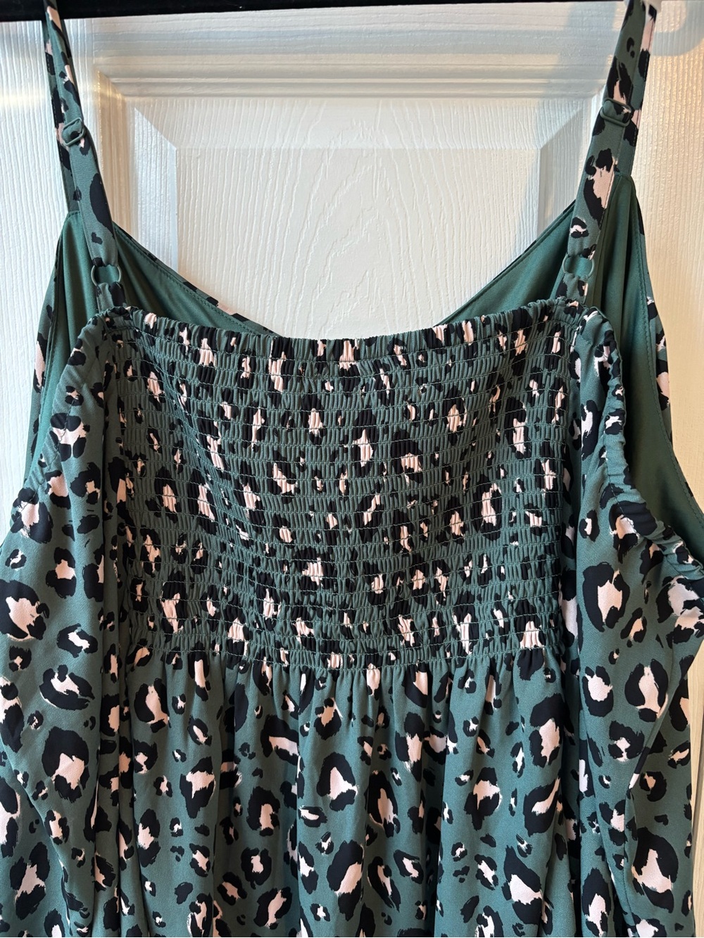 NWT Size 5 5X Torrid Leopard Tank Green Black Spaghetti Strap - Picture 7 of 11